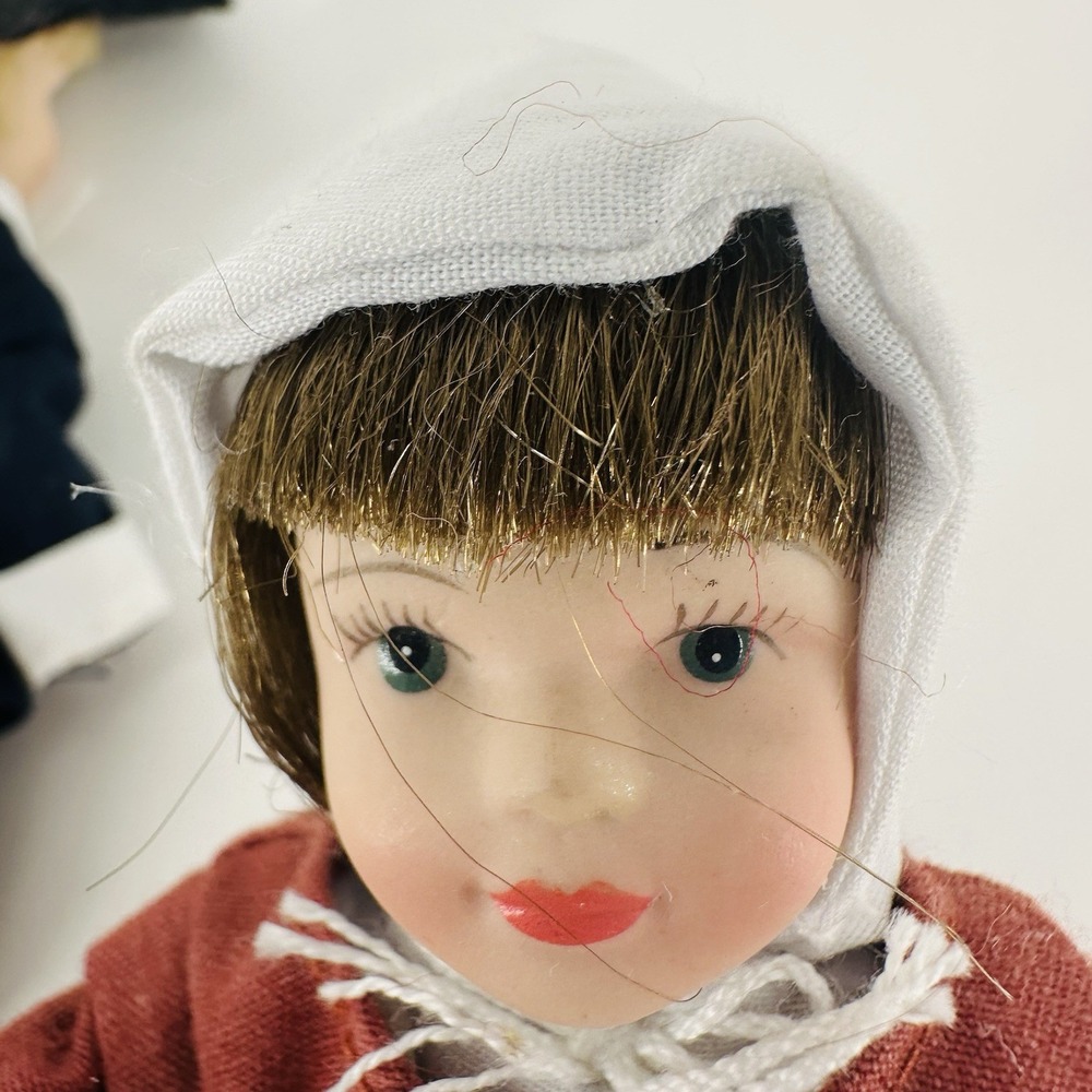 VTG‎ Amish Boy & Girl Articulated Porcelain Dolls Dainty 6" - Picture 8 of 13